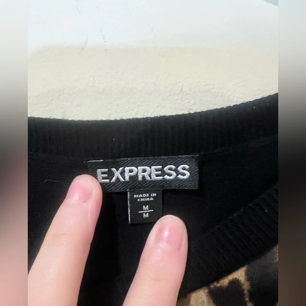 Express Quarter Sleeve - Picture 4 of 5